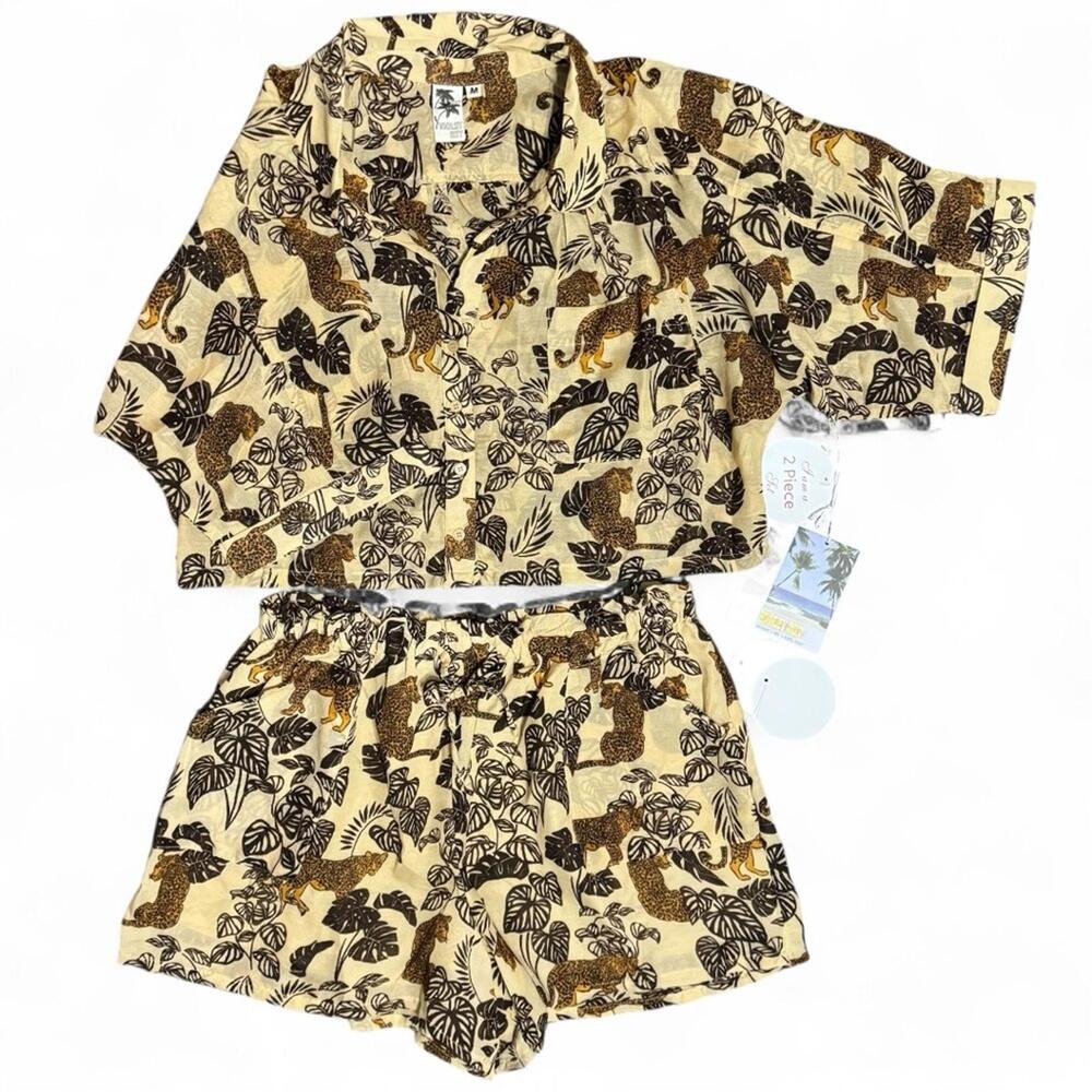 Safari Animal Print 2 Piece Set Crop Button Top Drawstring Shorts M Violet Sky - Picture 4 of 9